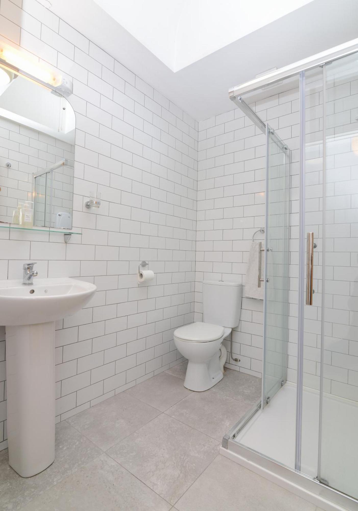 The Red Keep Fab Location - Two Bed - Two Bathrooms -Townhouse Galway Zewnętrze zdjęcie