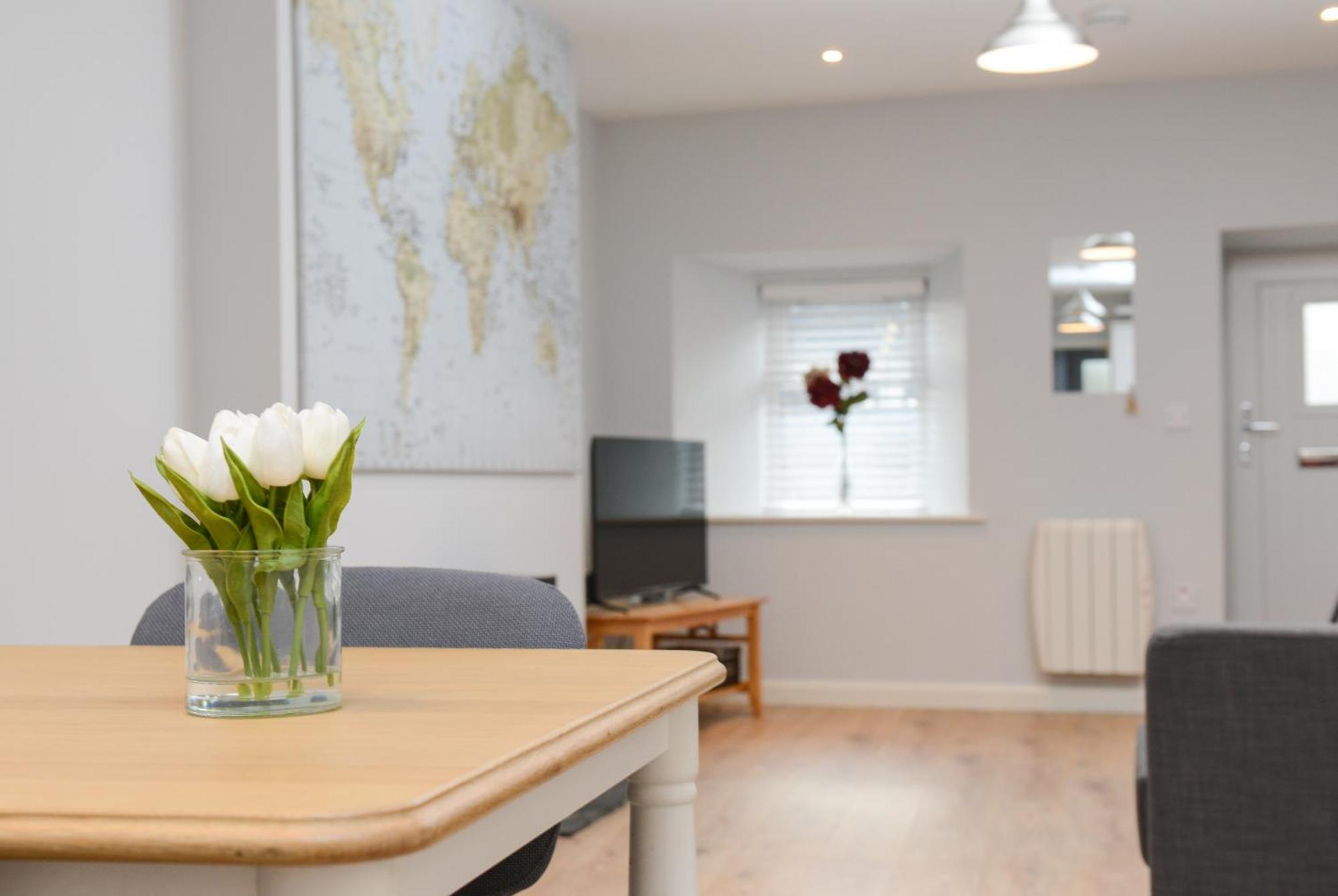 The Red Keep Fab Location - Two Bed - Two Bathrooms -Townhouse Galway Zewnętrze zdjęcie